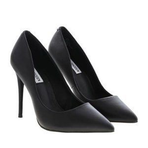 Steve Madden Daisie Black Leather Size 6